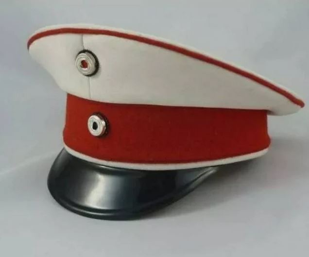 german imperial army cuirassiers officer visor cap, repro (wwi)color white german imperial army cuirassiers officer visor cap, repro (wwi)color white